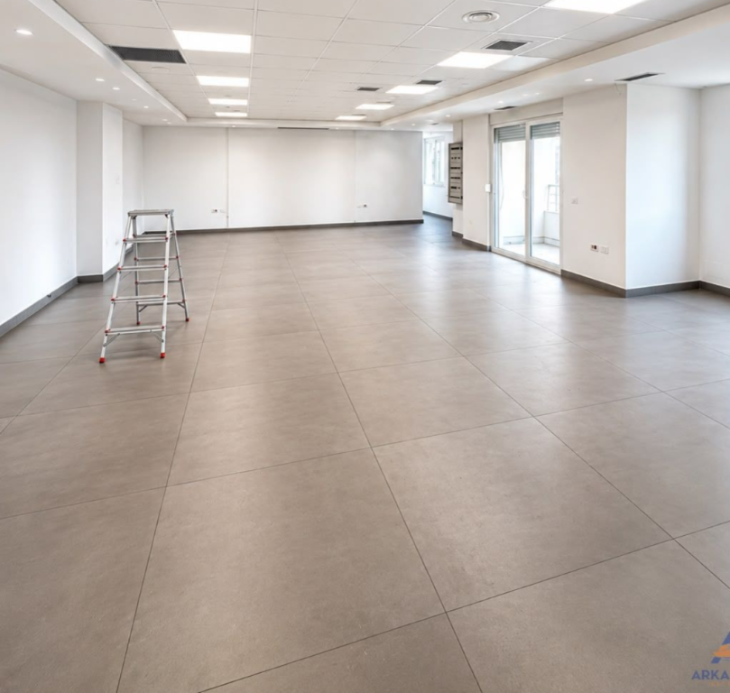Office for rent is given near the Paris Commune, near the Indian Eye Clinic.