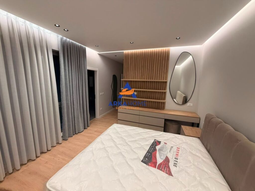 JEPET ME QERA VILE 3-KATËSHE+2 POSTE PARKIMI "TE RESIDENCA GREEN VALLEY,LIQENI I THATË" 400.000 LEKE