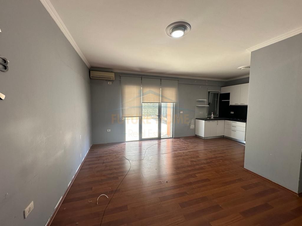 Affitto, Appartamento 3+1+2, 5 Maji