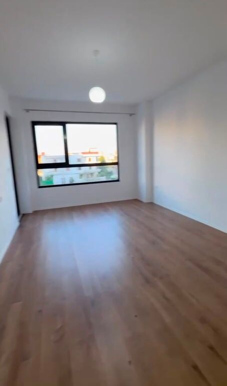 Appartamento 2+1 in affitto vuoto a Kamez