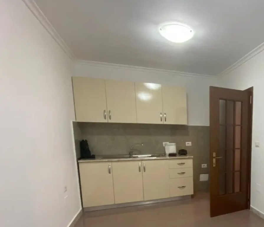 Business premises for rent at Dinamo Stadium, Willson Square.