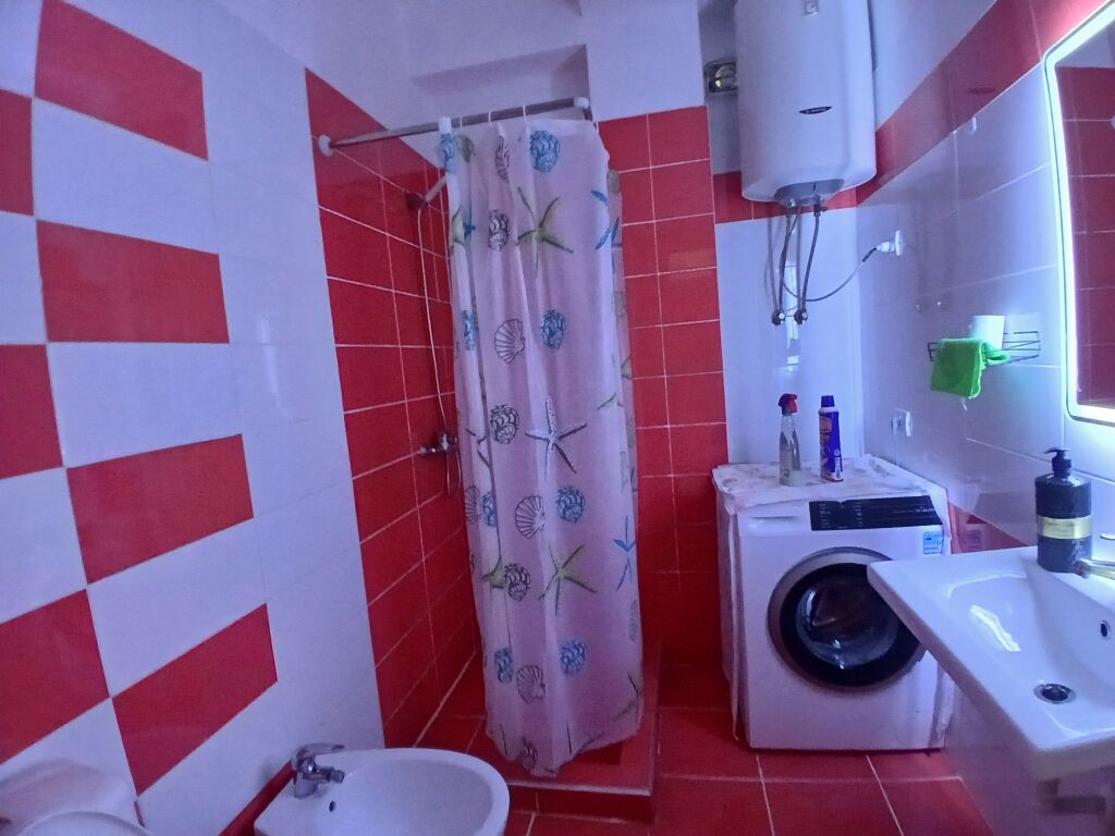 Super apartamentin 2+1 = Selvia = 60.000 leke
