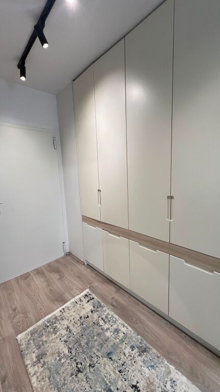 Apartament 1+1 per shitje te Siri Kodra!
