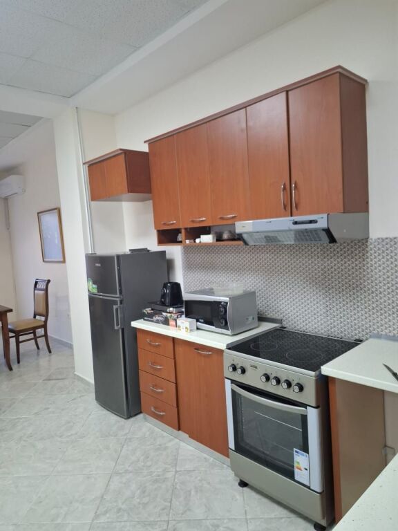 Apartament me qera 2+1 - 📍21 Dhjetori, prane ambasades Gjermane - 600 mije leke