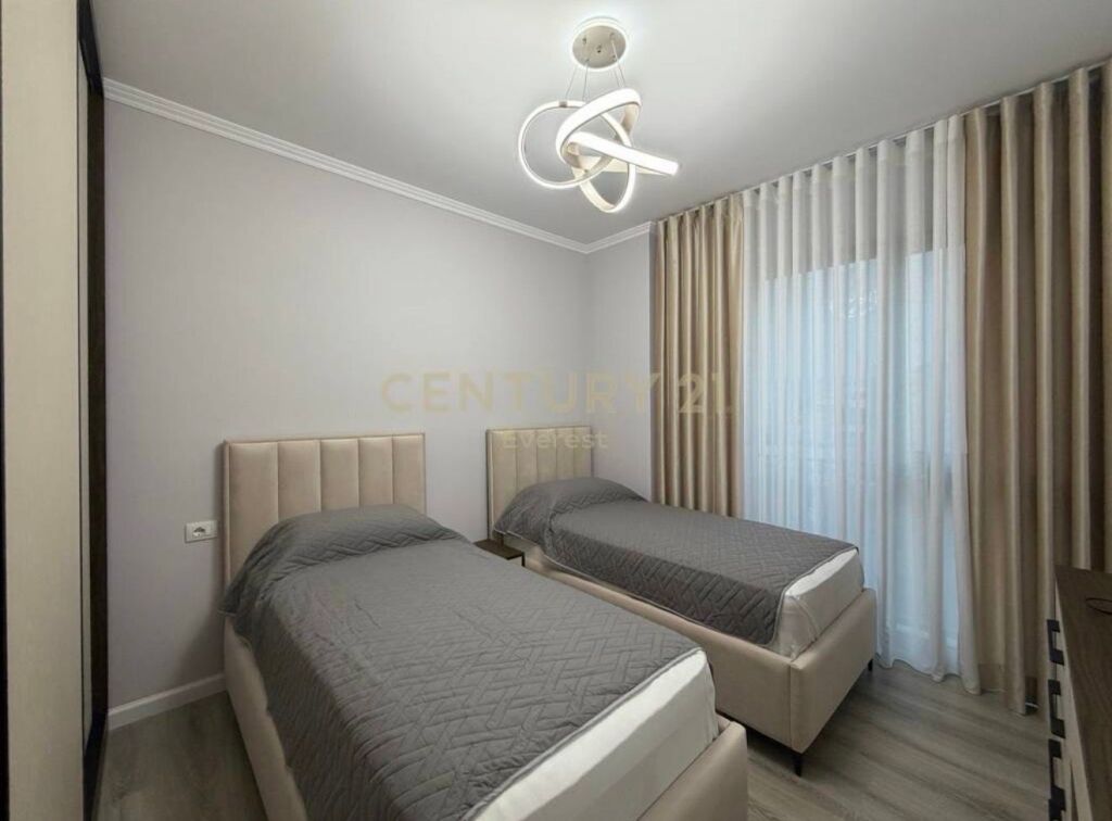 RRUGA DRITAN HOXHA , APARTAMENT 2+1 PER QIRA !