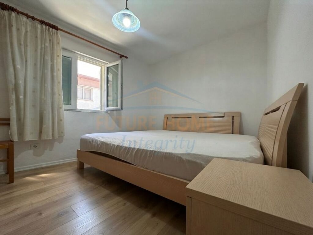 Qera, Apartament 1+1, Qytet Studenti, Tiranë.