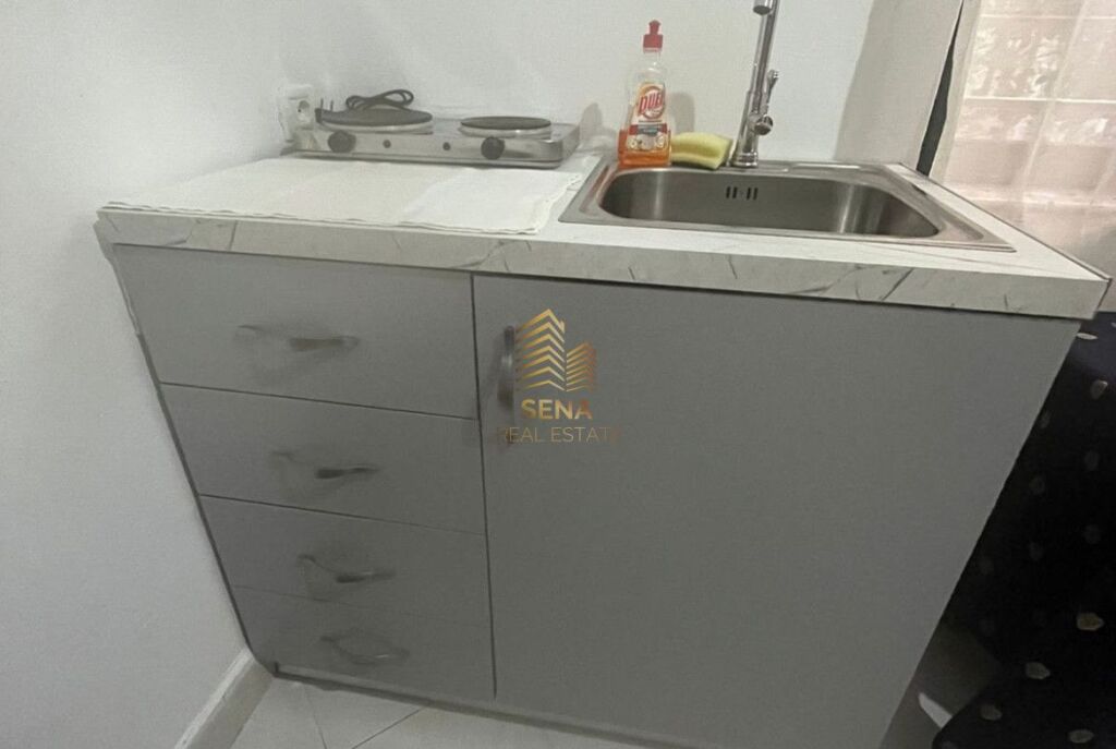 Qira, Garsoniere, Rruga Elbasan, Prane Sanatoriumi, 25.000 Leke/muaj