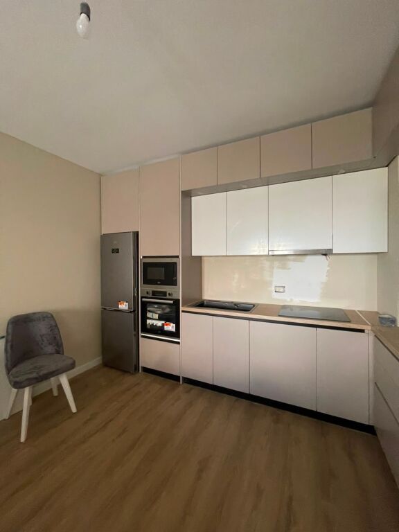 Affitto, Appartamento 1+1, Complesso Ndregjoni, Tirana . Empire73262