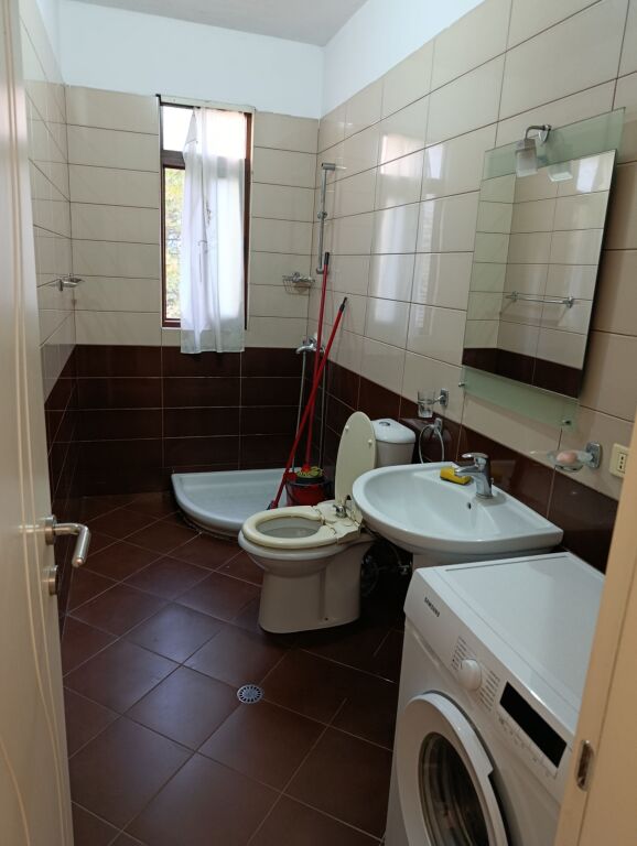Qera | Apartament 1 + 1 | Rruga 5 Maji | 500 €/muaj