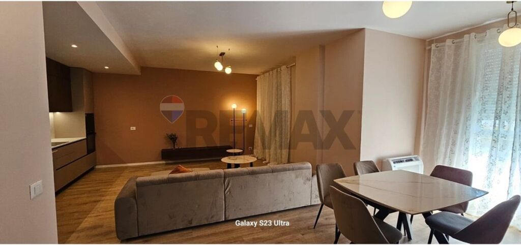 Appartamento - In Affitto - Univers City, Tirana(ID: 530361016-293)
