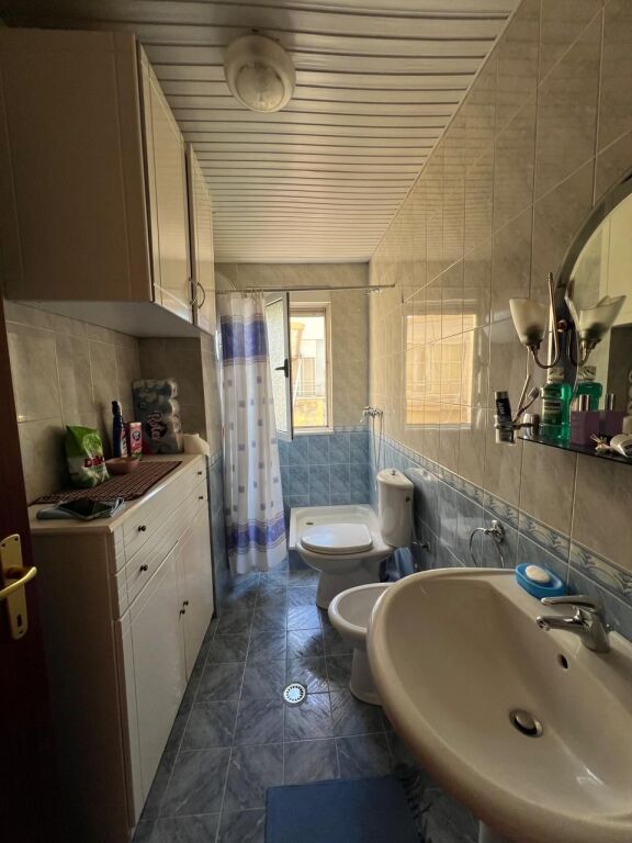 Apartment 2+1 for rent at Elbasan Street