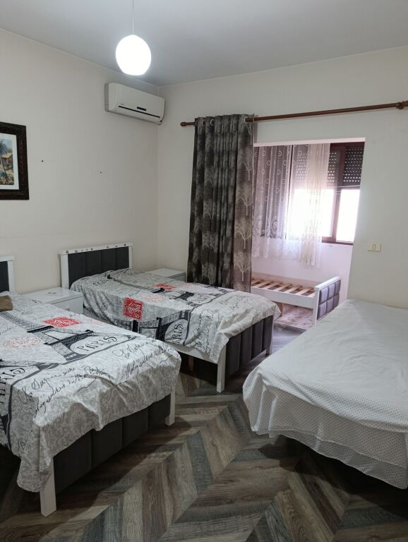 Qera | Apartament 1 + 1 | Rruga 5 Maji | 500 €/muaj