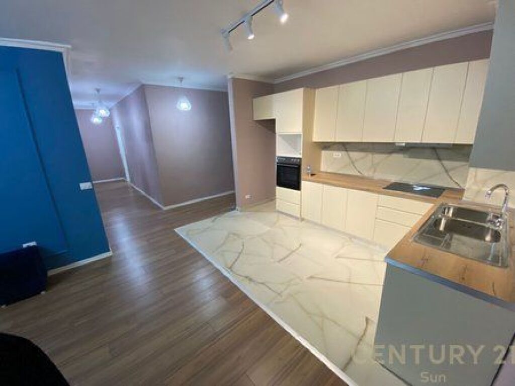 APARTAMENT ME QERA 2+1 DON DOSKO!