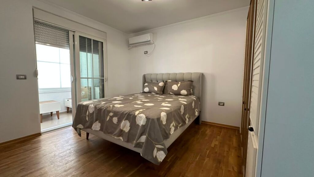 Apartment 2+1 for rent – Willson Square