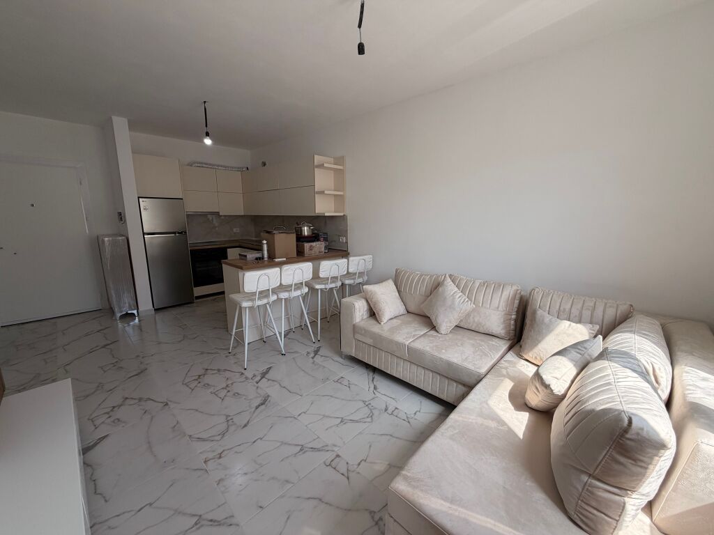 Appartamento 1+1 in affitto a Golem con vista mare