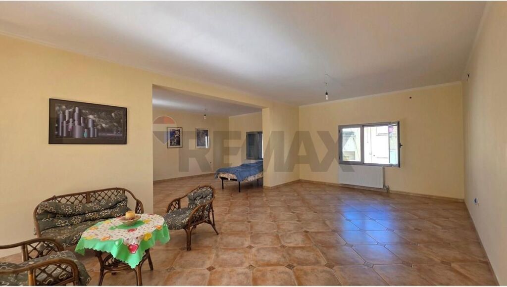 🏡 SUPER OKAZION – APARTAMENT 181 m² PËR SHITJE | VLORË
