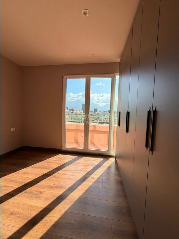 APPARTAMENTO 3+1+2 IN AFFITTO | PETRO NINI 1.650 € /Mese 1.500.000 Lek /Mese