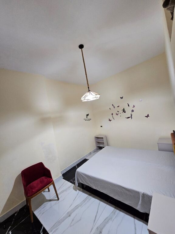 APARTAMENT ME QERA 1+1 ALI DEMI 40.000 LEKE FH-89716