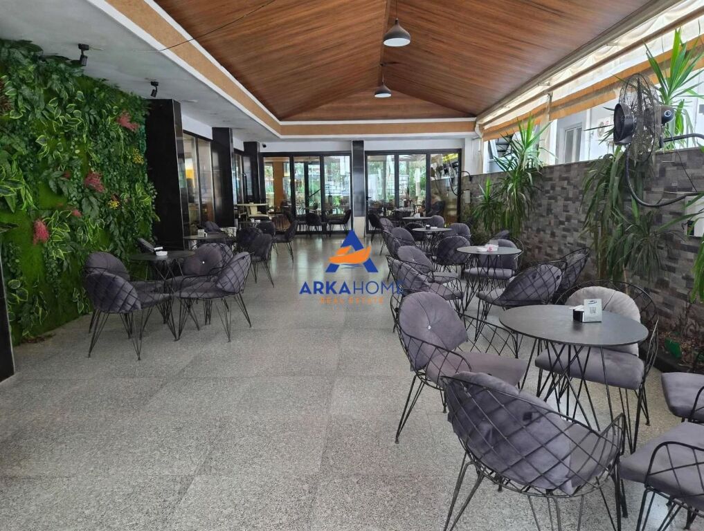 LOUNGE BAR FOR RENT 250 M2 "5 MAJI" 120,000 LEKE