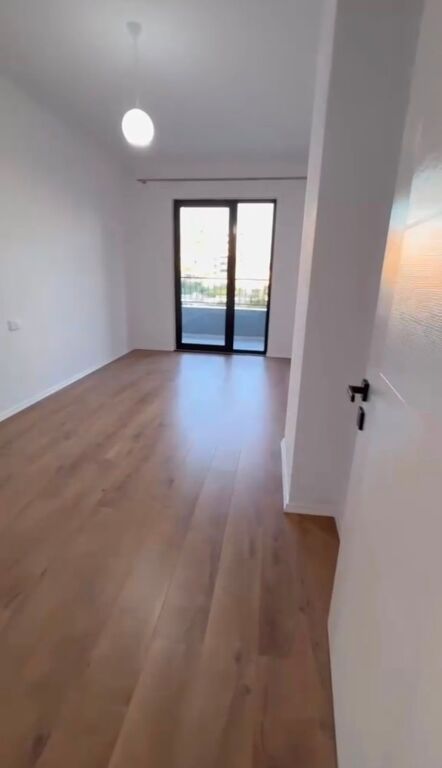 Appartamento 2+1 in affitto vuoto a Kamez