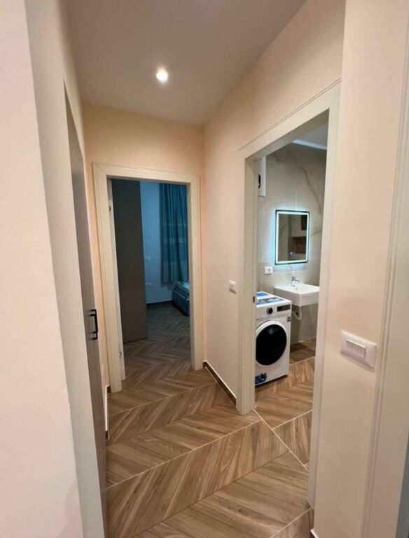 JEPET ME QERA APARTAMENT 2+1 + Parkim - SAUK I RI