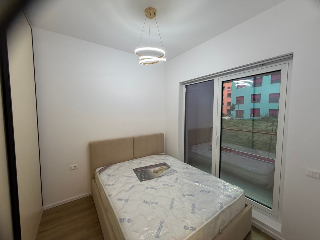 🏡 Appartamento 1+1 in affitto 📍 Residenza Kadiu, Ali Demi 🏢 2° piano con ascensore 💰 Prezzo: 40.000 lek/mese