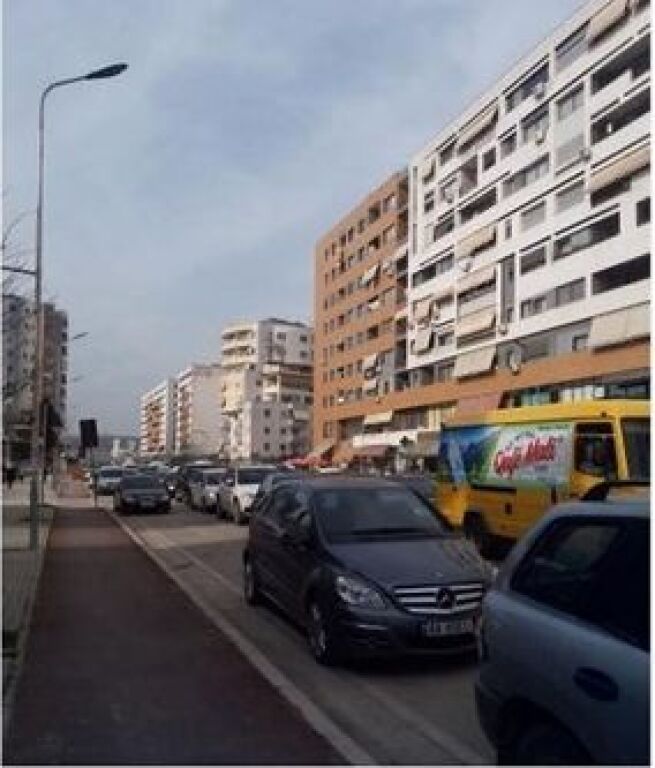 COMMERCIAL SPACE ON THE STREET FOR RENT IN ASTIR !
