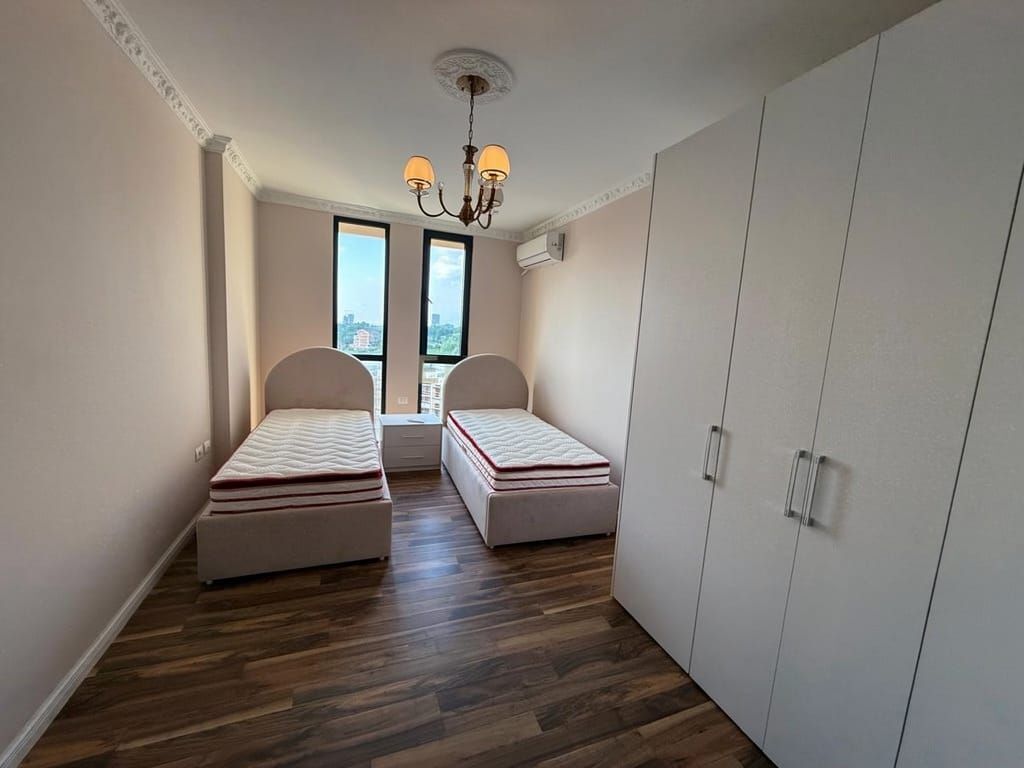 Apartament 2+1+2 per shitje, Liqeni i Thate !