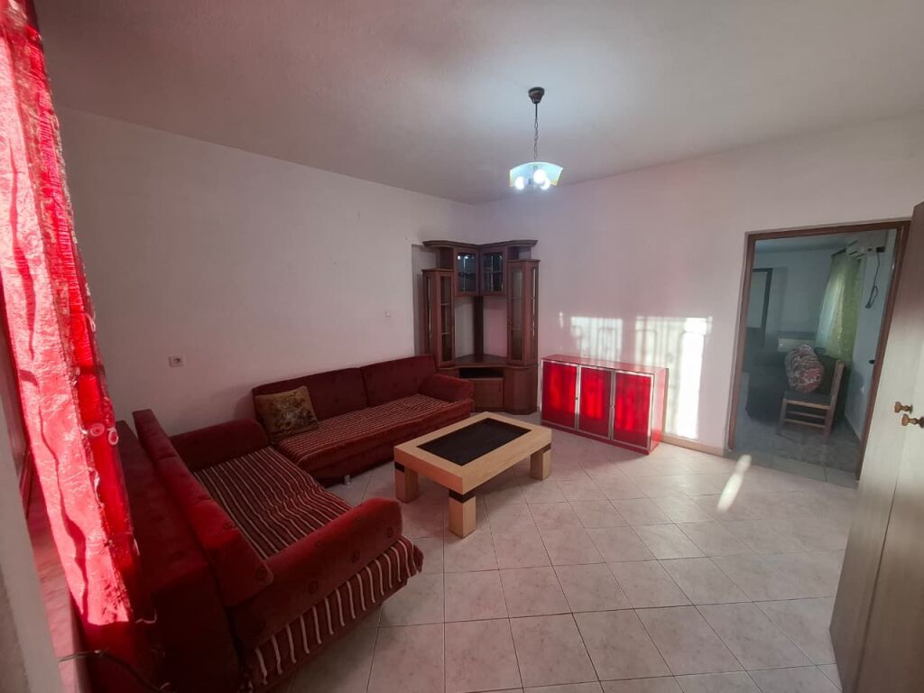 🏡 PRIVATE HOUSE 2+1 FOR RENT – SHKOZË 📍 Near the New 9-year School “Marie Logoreci”