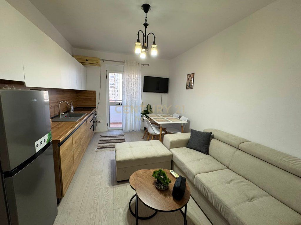 Apartment 2+1 For Rent on the Main Boulevard, Durrës - 500€