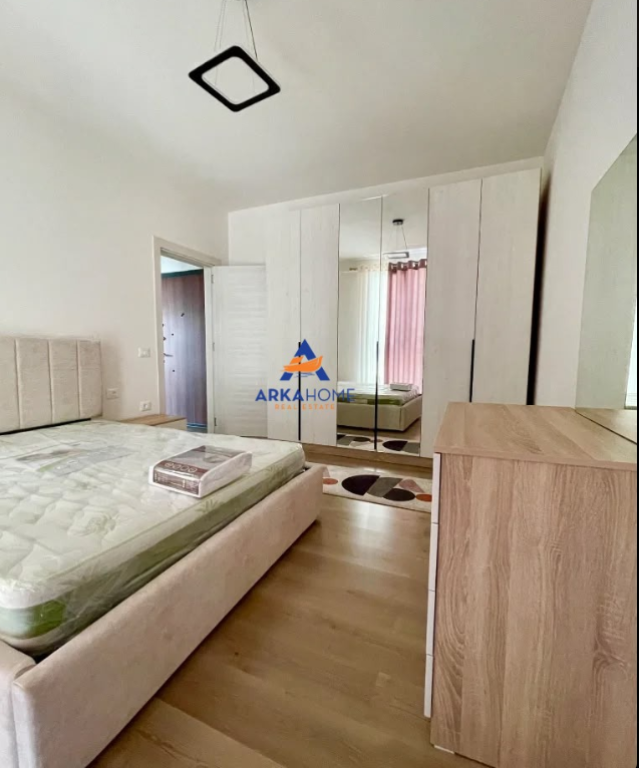 JEPET APARTAMENT 1+1+ANEKS+BALLKON ME QERA "PASKUQAN, REZIDENCA ALBULENA" 42.000 LEKE