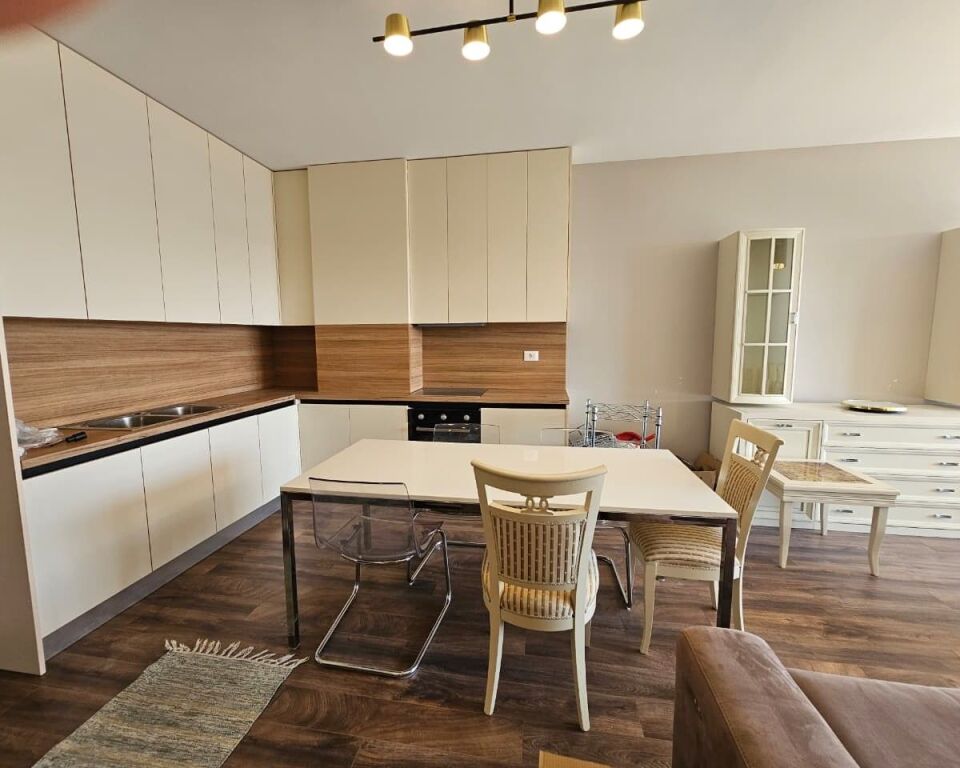 Appartamento 2+1+2 in affitto presso il Complesso Eagle Residence, Ex Dogana, Laprake, Astir, Nuovo Anello.