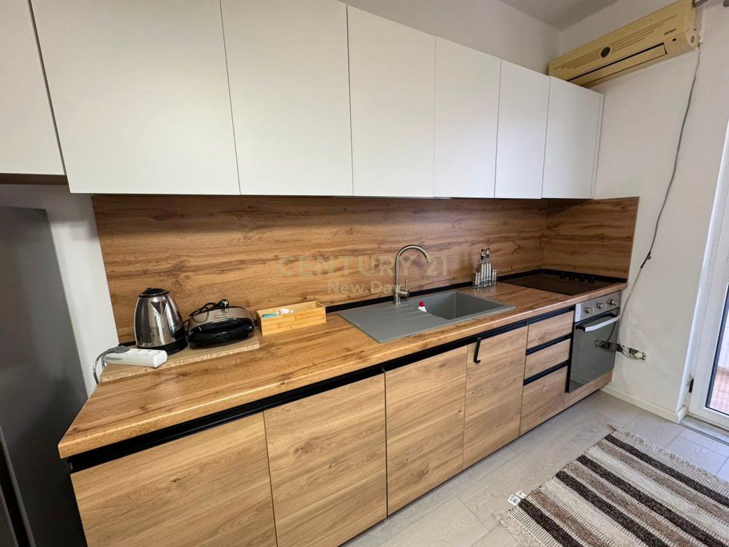 Apartment 2+1 For Rent on the Main Boulevard, Durrës - 500€