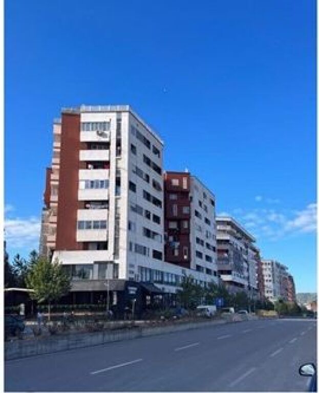 COMMERCIAL SPACE ON THE STREET FOR RENT IN ASTIR !