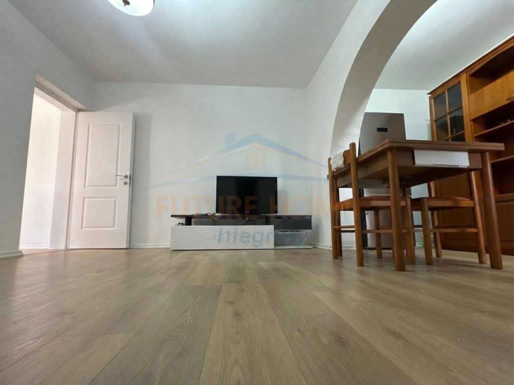 Qera, Apartament 1+1, Qytet Studenti, Tiranë.