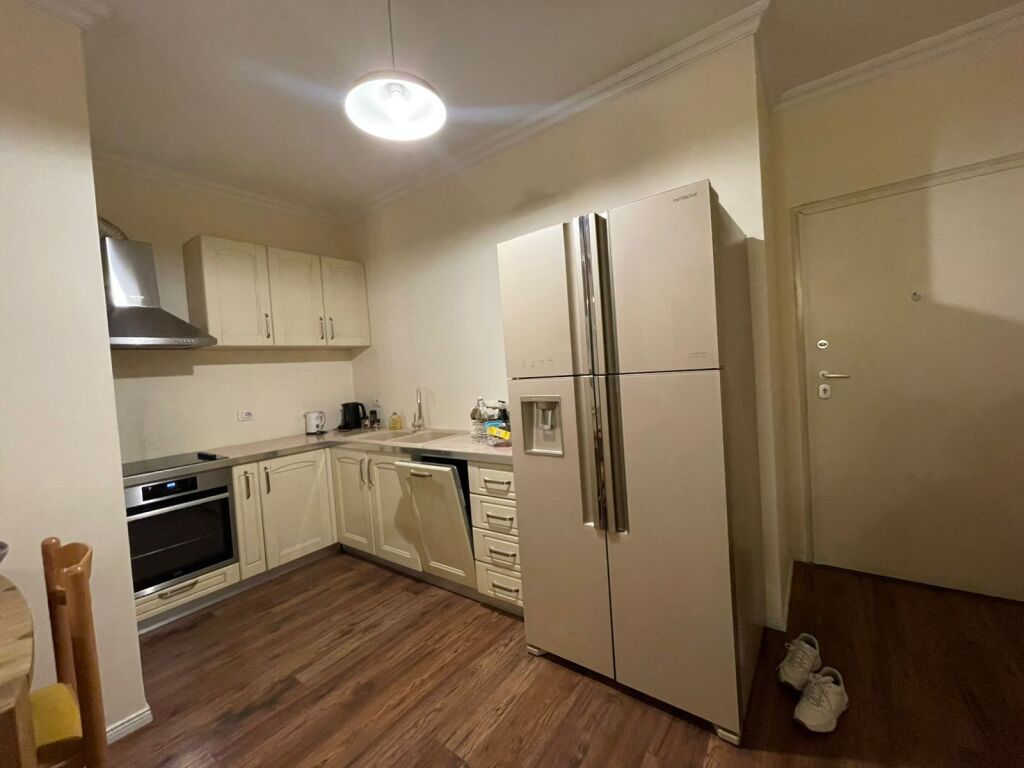 Affitto | Apartament 2 + 1+2 | Ring Center | 1000 €/mese i diskutueshëm