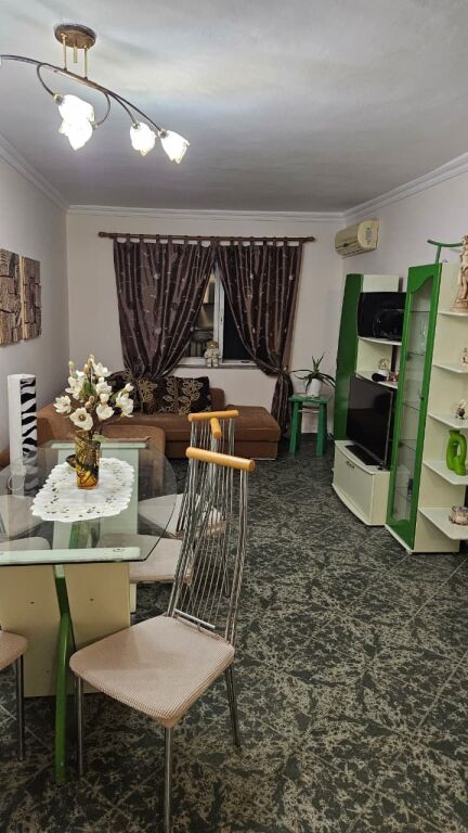 Appartamento 2+1 in affitto a 21 Dhjetori, Via Muhamet Gjollesha, Zogu i Zi, Via Kavaja.
