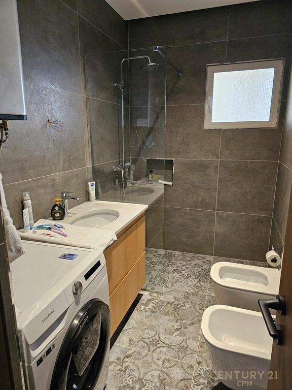 NE SHITJE APARTAMENT 1+1, DHERMI