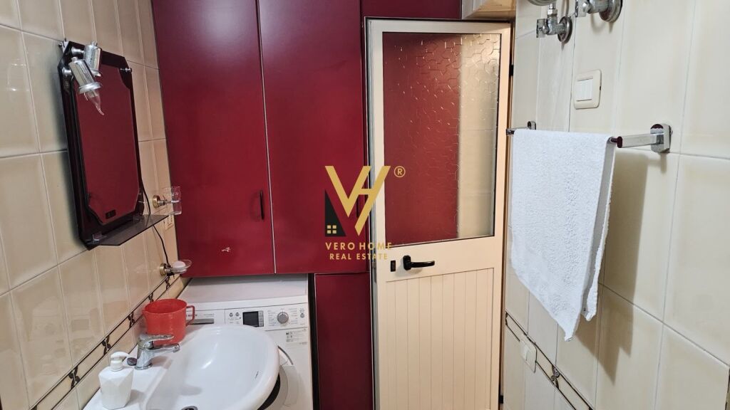 JEPET APARTAMENT 2+1 ME QIRA TE RRUGA E KAVAJES 60.000 LEKE