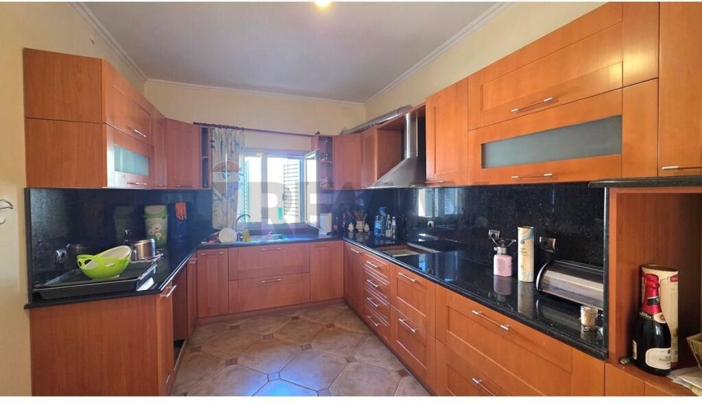 🏡 SUPER OKAZION – APARTAMENT 181 m² PËR SHITJE | VLORË