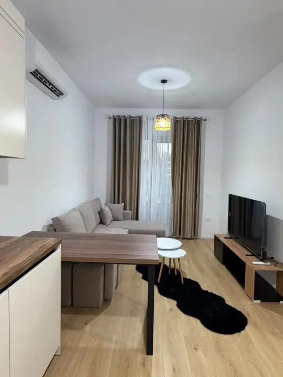 Jepet me qira apartament 1+1 – Kompleksi Kadiu Ali Dem