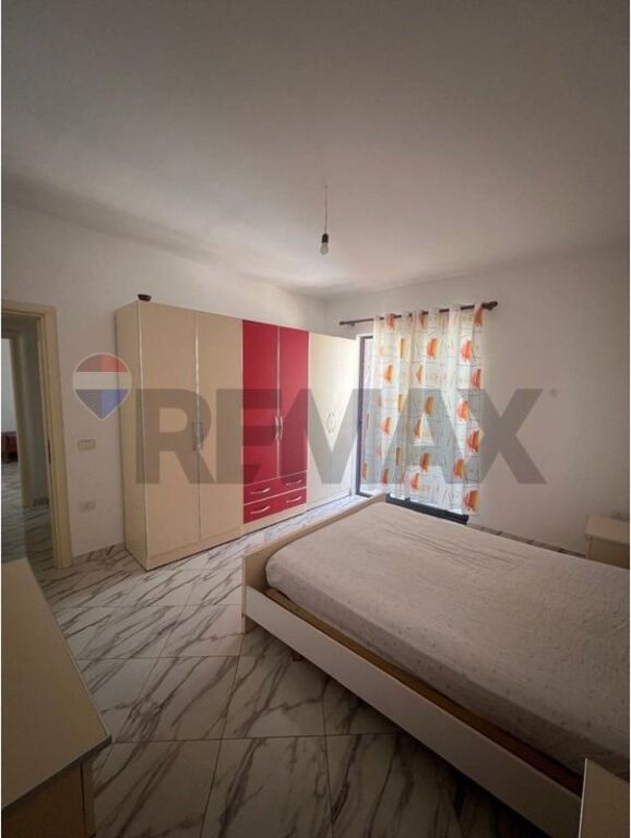 Apartment 2+1 for rent in Yzberisht!