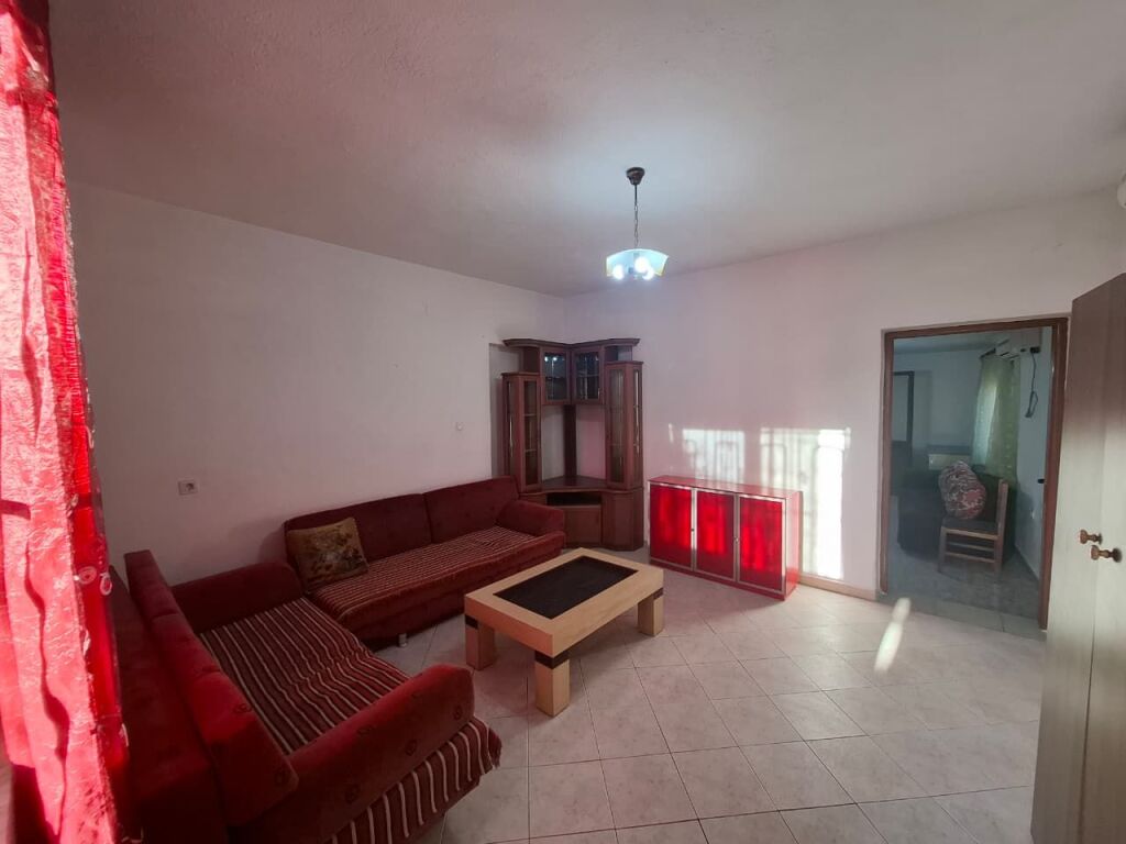 🏡 PRIVATE HOUSE 2+1 FOR RENT – SHKOZË 📍 Near the New 9-year School “Marie Logoreci”