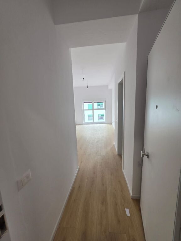 Shitje | Apartament 1 + 1 | Ali Demi, Kadiu | 83000 €