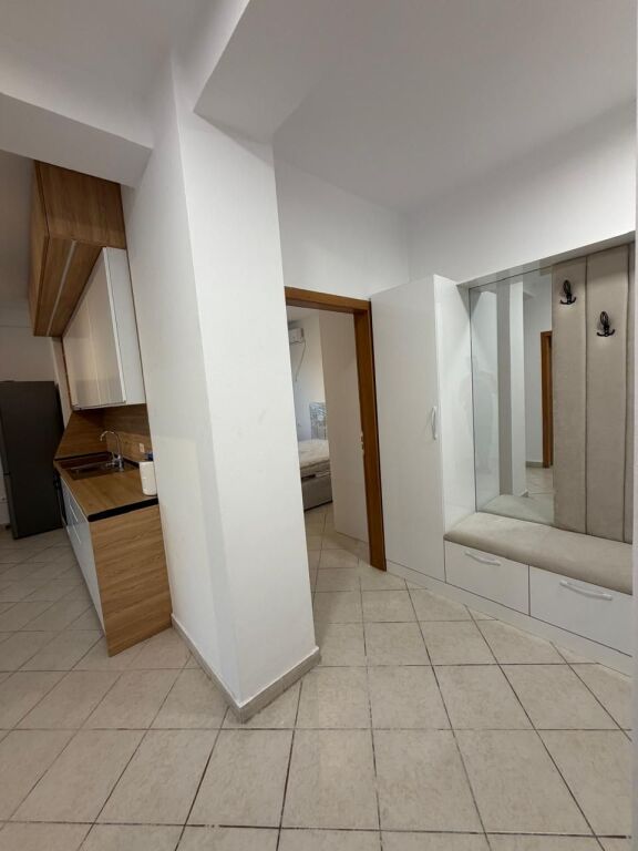 Apartament 2+1 per qera Astir !