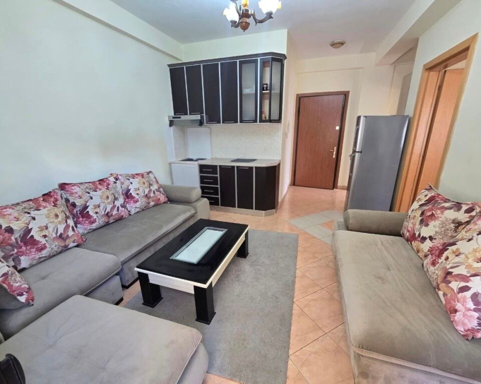 1+1/Shitje📍Golem ,Hotel Blu 📌70 000€
