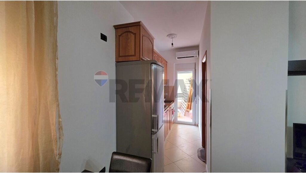 🏡 APPARTAMENTO 1+1 IN AFFITTO – LUNGOMARE, VLORË 🌊