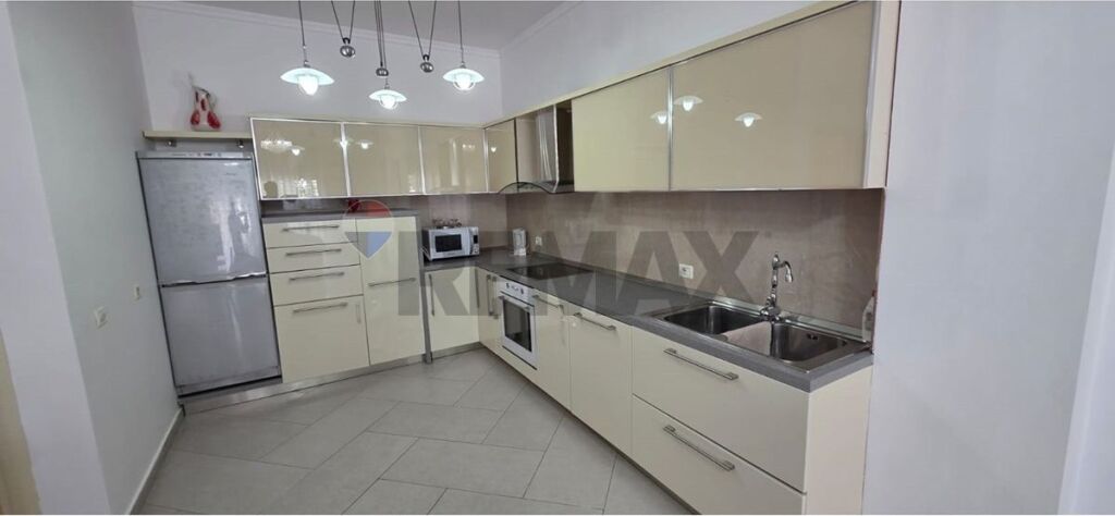 Jepet me Qira Apartament 2+1 – Kopshti Botanik