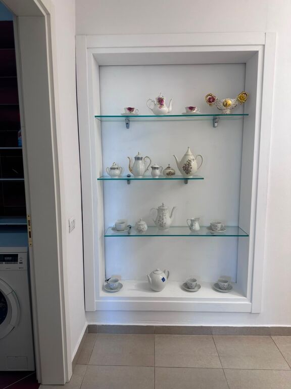 Casa Italia 45,000 leke pallat i ri apartament me qira