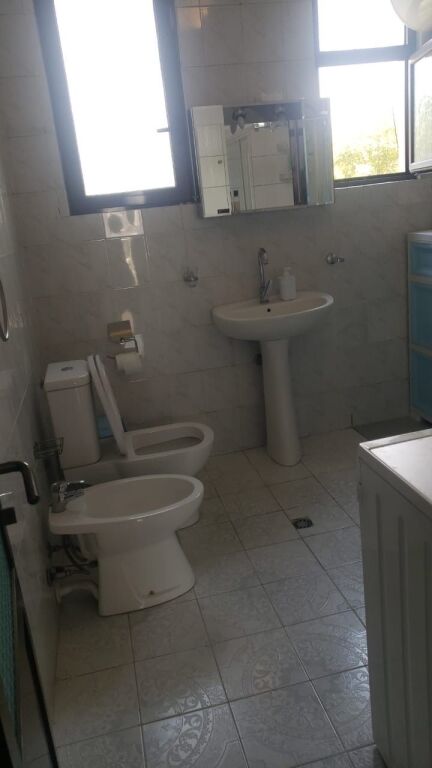 Jepet me qira 2+1 Laprake 500 mije leke